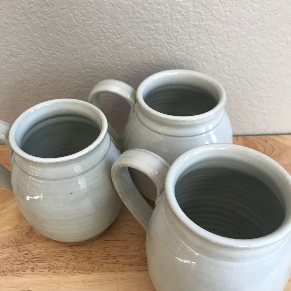Vintage Abstract Figural Studio Pottery Mug - Picture 6 of 7